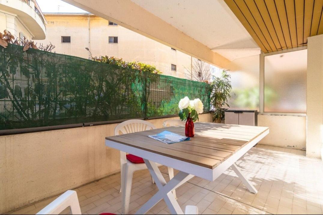 Pause Riviera Avec Terrasse, A 300 Metres De La * Cannes