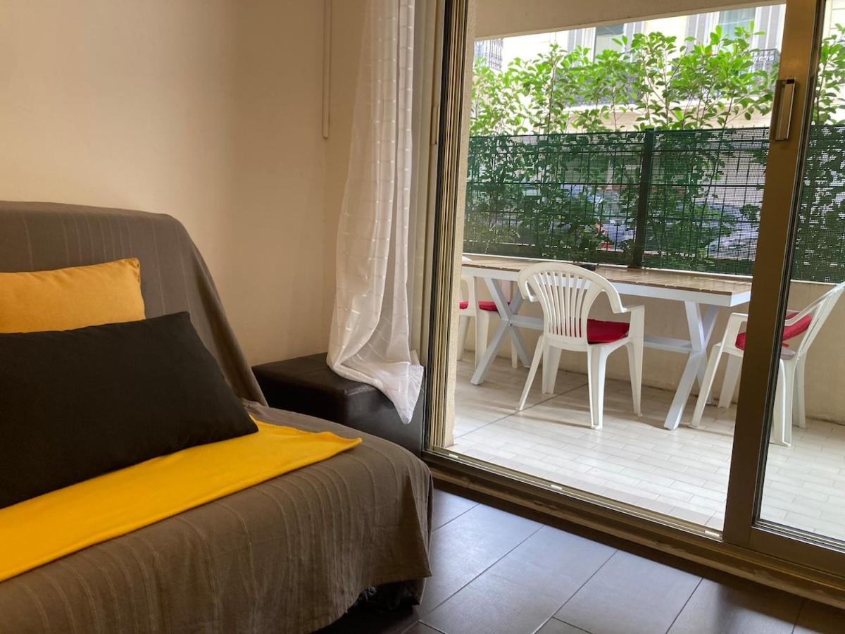 Apartment Pause Riviera Avec Terrasse, A 300 Metres De La Cannes